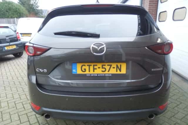 Mazda CX-5 (2021) thumbnail 5