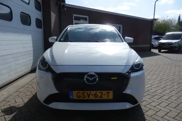 Mazda 2 (2023) thumbnail 3