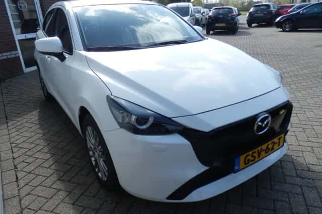 Mazda 2 (2023) thumbnail 4