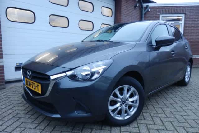 Mazda 2 (2019) thumbnail 1