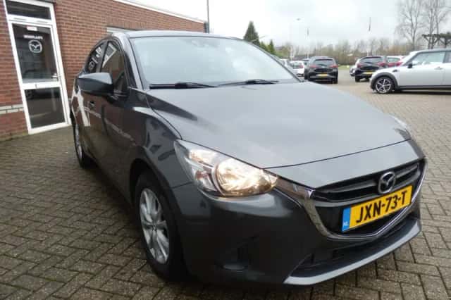 Mazda 2 (2019) thumbnail 4