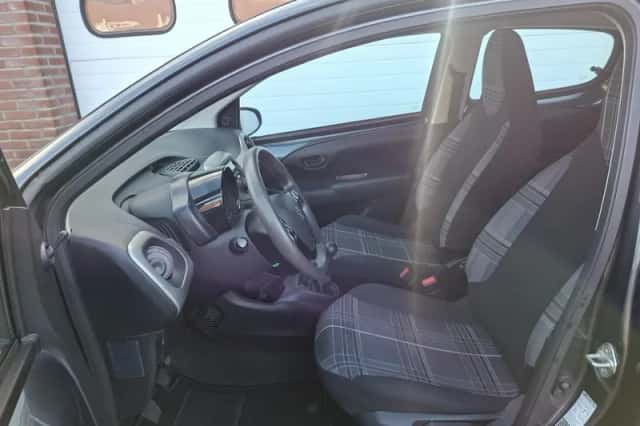 Peugeot 108 (2018) thumbnail 6