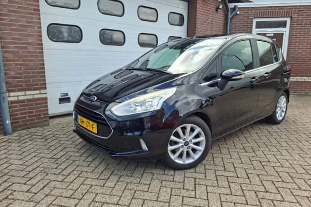 Ford B-Max (2017) thumbnail 1