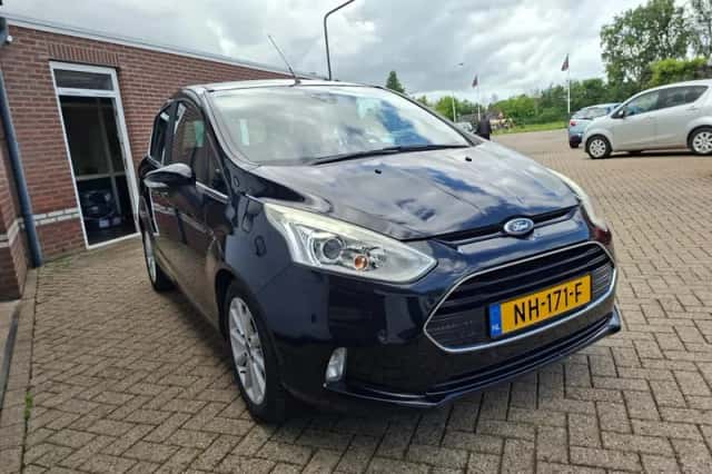 Ford B-Max (2017) thumbnail 4