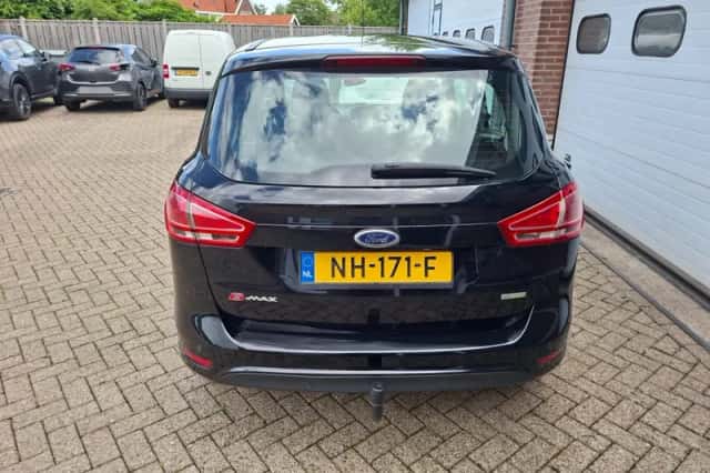 Ford B-Max (2017) thumbnail 5