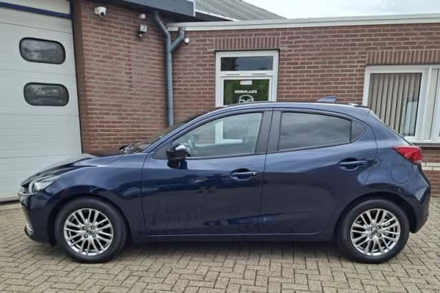 Mazda 2 (2021) thumbnail 2