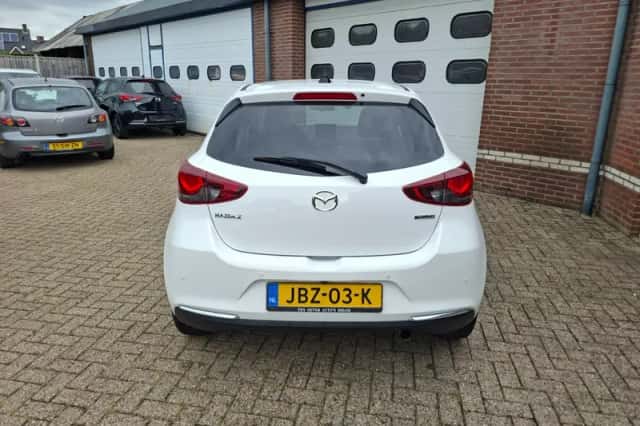 Mazda 2 (2022) thumbnail 6