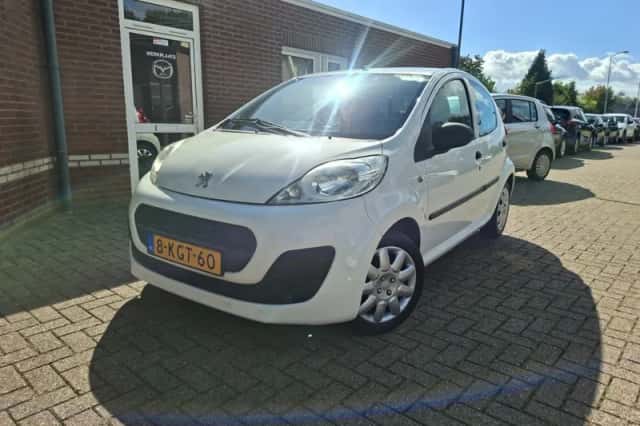 Peugeot 107 (2013) thumbnail 1