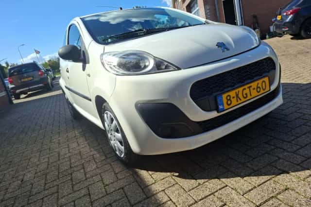 Peugeot 107 (2013) thumbnail 4
