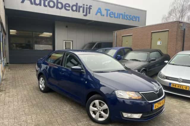 Škoda Rapid (2015) thumbnail 1