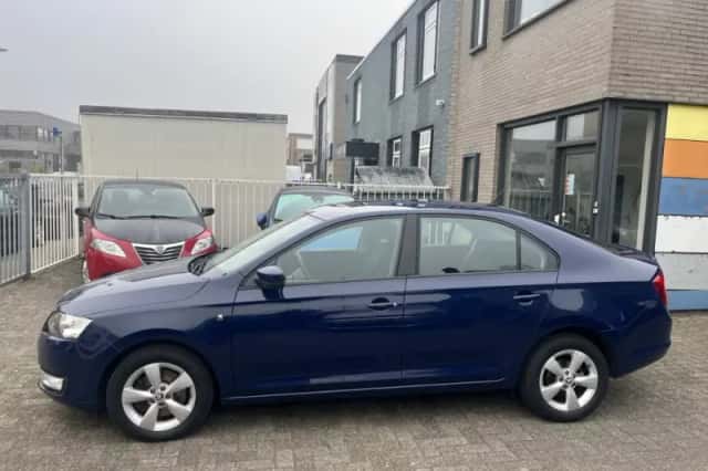 Škoda Rapid (2015) thumbnail 5