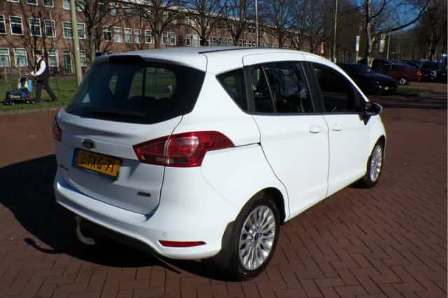 Ford B-Max (2014) thumbnail 8