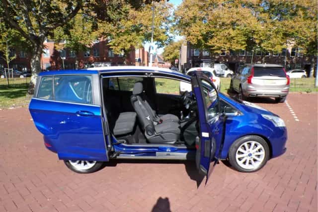 Ford B-Max (2016) thumbnail 16