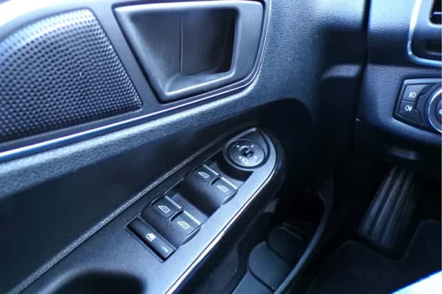 Ford B-Max (2016) thumbnail 19