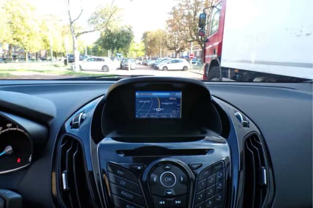 Ford B-Max (2016) thumbnail 24