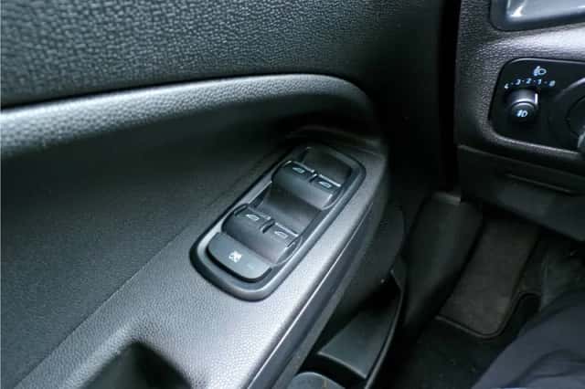 Ford EcoSport (2017) thumbnail 17