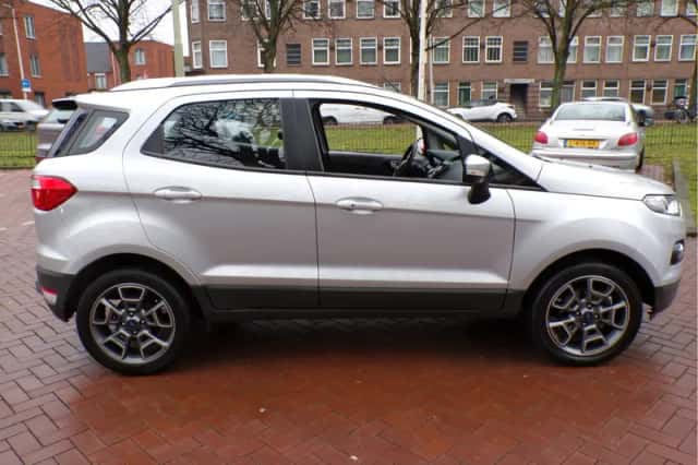 Ford EcoSport (2017) thumbnail 7