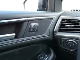 Ford Edge (2018) thumbnail 22