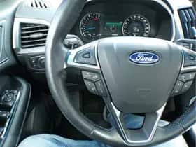 Ford Edge (2018) thumbnail 23