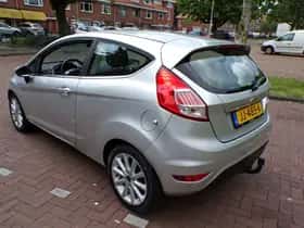 Ford Fiesta (2016) thumbnail 10
