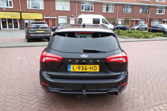 Ford Focus (2019) thumbnail 9