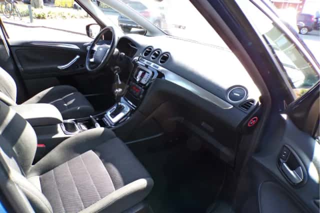 Ford S-Max (2012) thumbnail 14