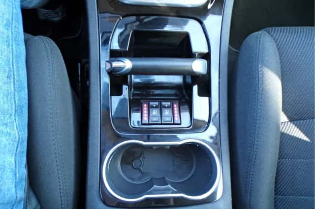 Ford S-Max (2012) thumbnail 23