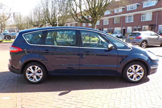 Ford S-Max (2012) thumbnail 7