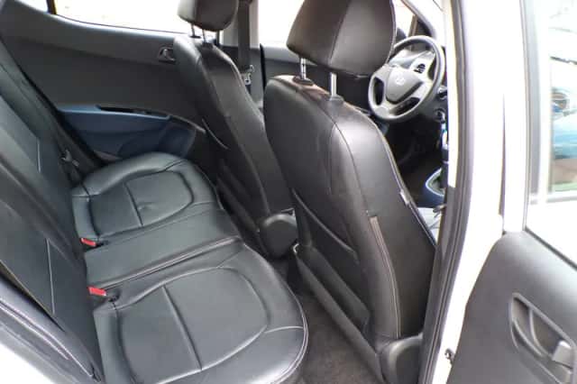 Hyundai i10 (2014) thumbnail 13