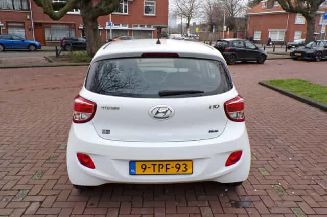 Hyundai i10 (2014) thumbnail 8