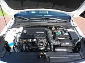 Hyundai i30 (2017) thumbnail 12