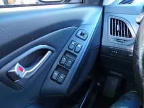 Hyundai ix35 (2013) thumbnail 16