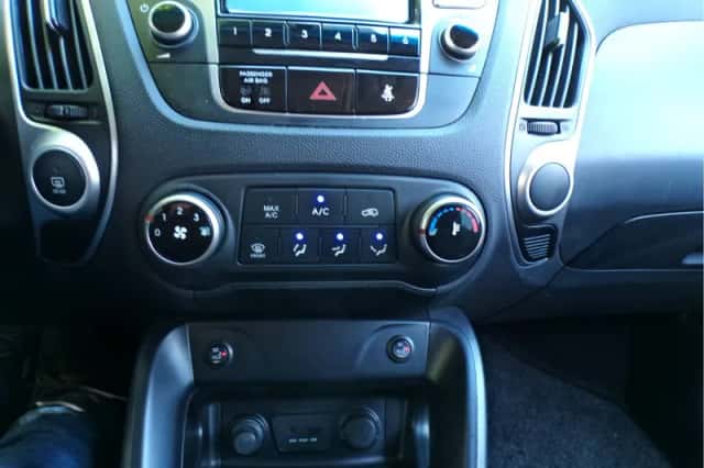 Hyundai ix35 (2013) thumbnail 18