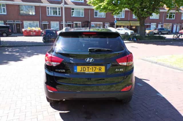 Hyundai ix35 (2013) thumbnail 9