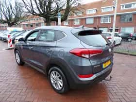 Hyundai Tucson (2015) thumbnail 10