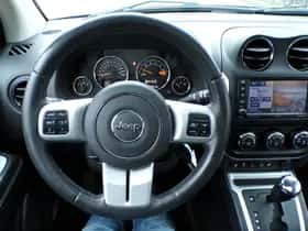 Jeep Compass (2016) thumbnail 19