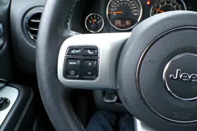 Jeep Compass (2016) thumbnail 22