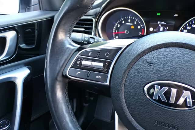 Kia Ceed (2020) thumbnail 19