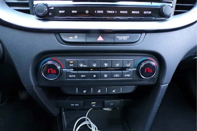 Kia Ceed (2020) thumbnail 21