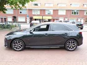 Kia Ceed (2020) thumbnail 2