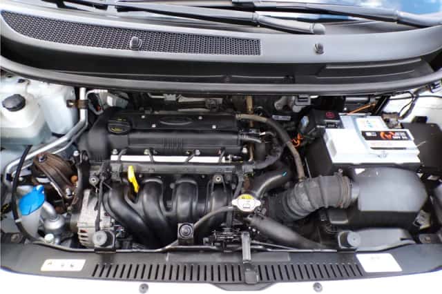 Kia Venga (2014) thumbnail 12