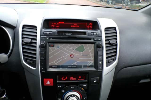 Kia Venga (2014) thumbnail 18