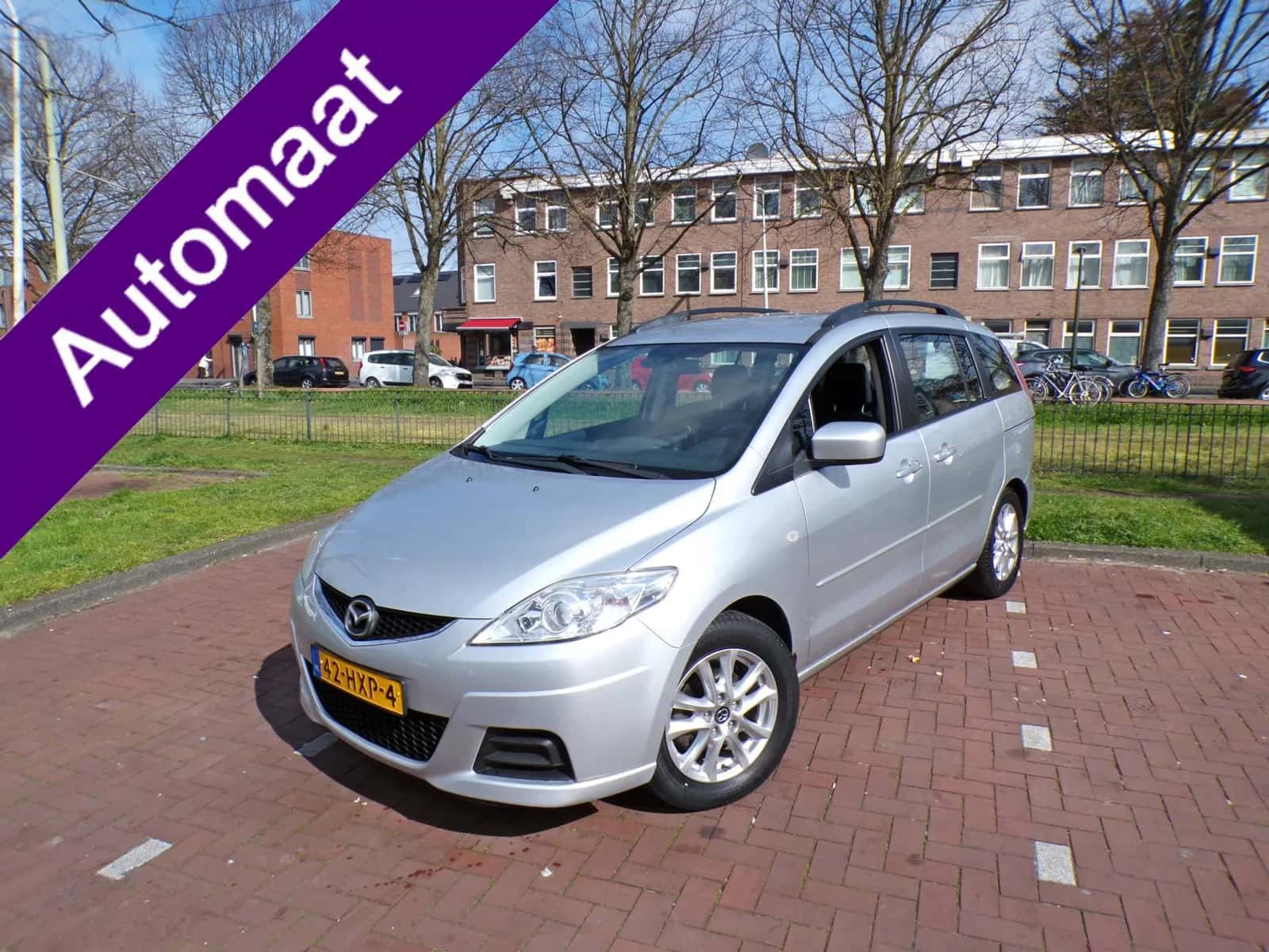 Mazda 5 (2009) — foto 1