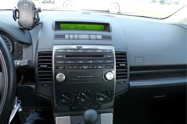 Mazda 5 (2009) thumbnail 19