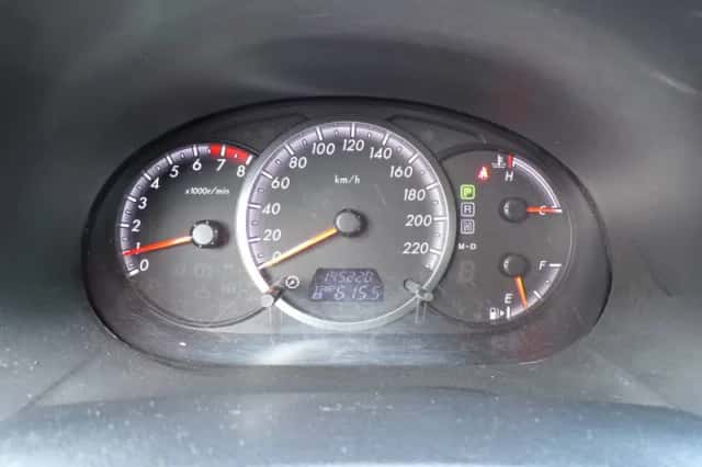 Mazda 5 (2009) thumbnail 21