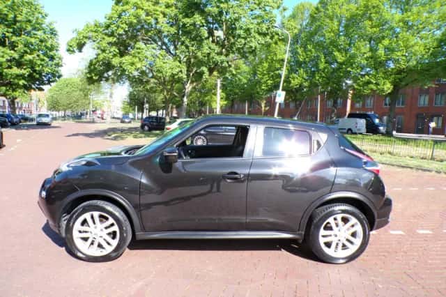Nissan Juke (2019) thumbnail 2