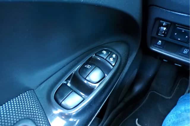 Nissan Juke (2019) thumbnail 17