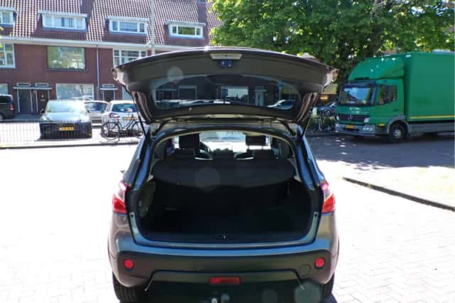 Nissan Qashqai (2013) thumbnail 11