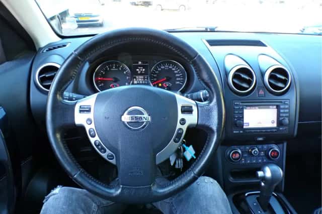 Nissan Qashqai (2013) thumbnail 16