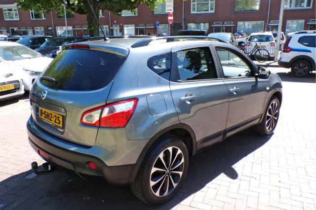 Nissan Qashqai (2013) thumbnail 8